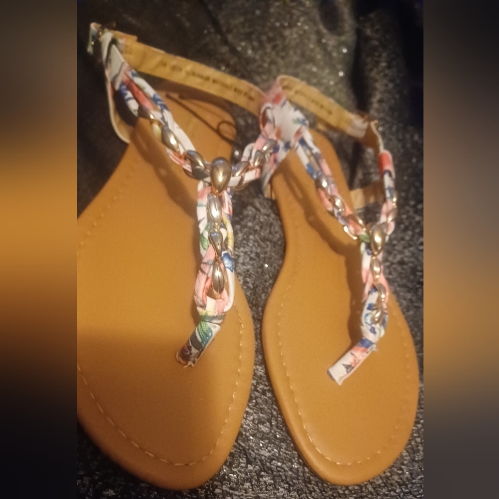 Madeline Stuart sandals NWOT